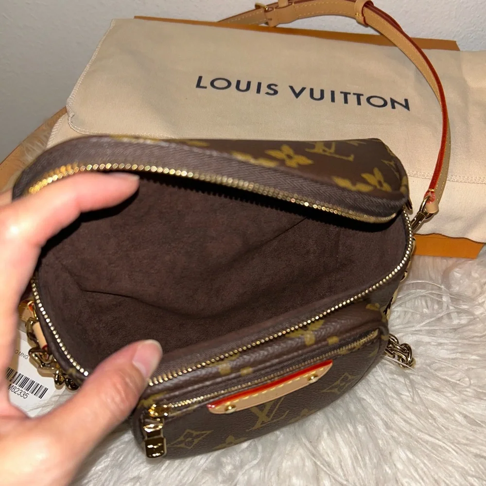 Brand new LV mini bum bag - Picture 11 of 15
